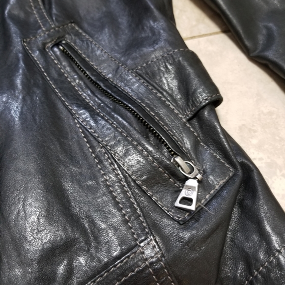 Black Danier Fitted Leather Jacket, Size XS - Picture 12 of 12